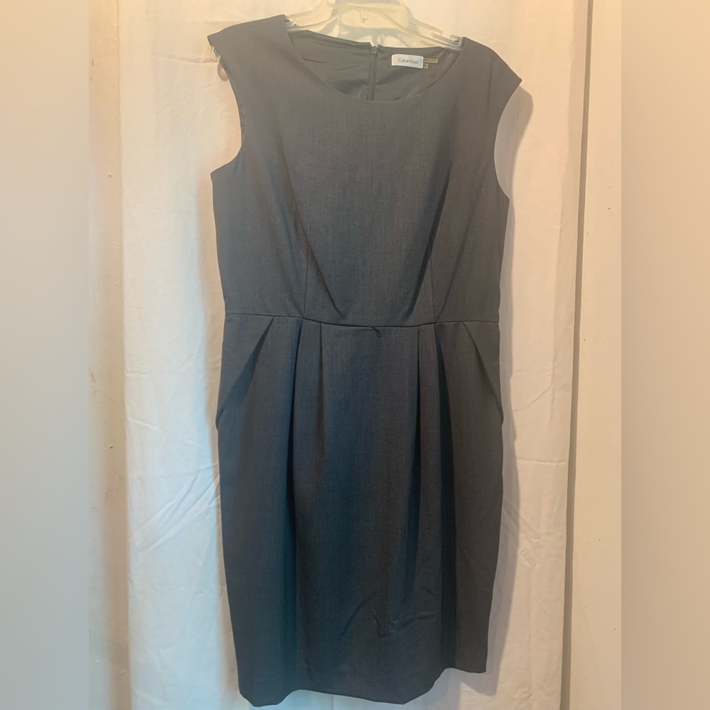 Calvin Klein Gray Sleeveless Size 12 Dress